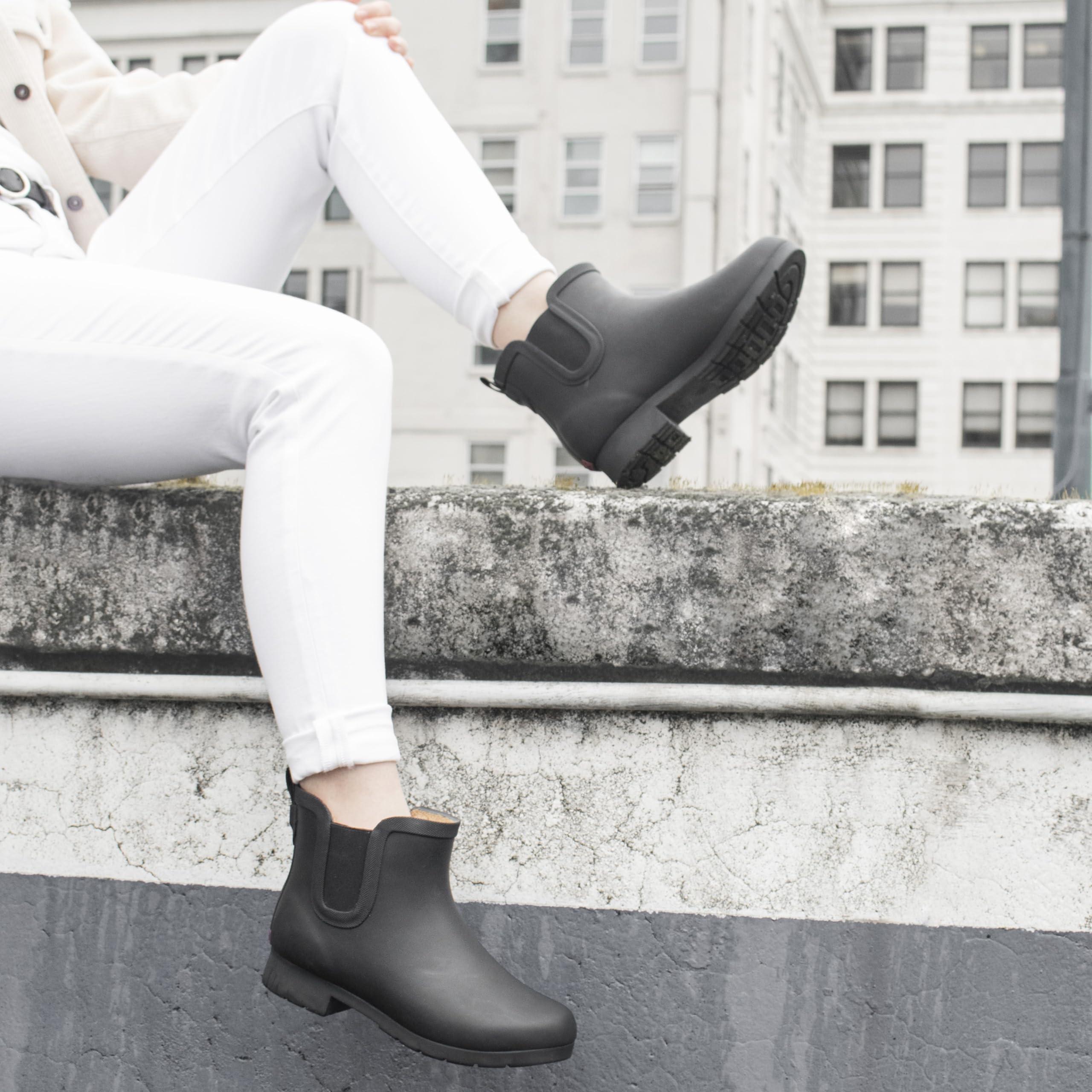 Chooka Women's Waterproof Plush Chelsea Bootie - Image 6